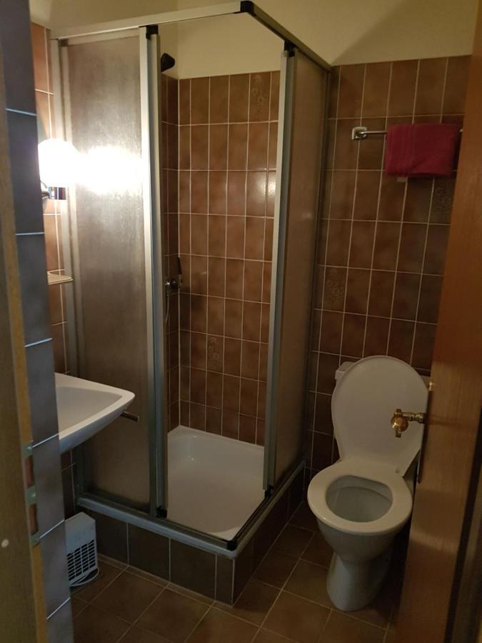 Garni Elisabetta Hotel Gordola Ngoại thất bức ảnh